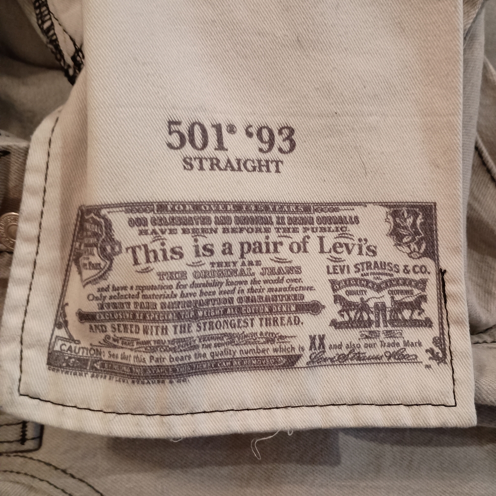 Levi's Men's 501 '93 Straight Leg Jeans 90's Vibes And Fit Button Fly Size 30X32 - Picture 8 of 13